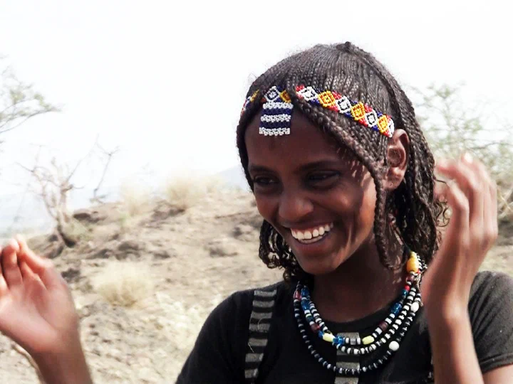 Fatuma and Assya – Two Afar Girls in Ethiopia